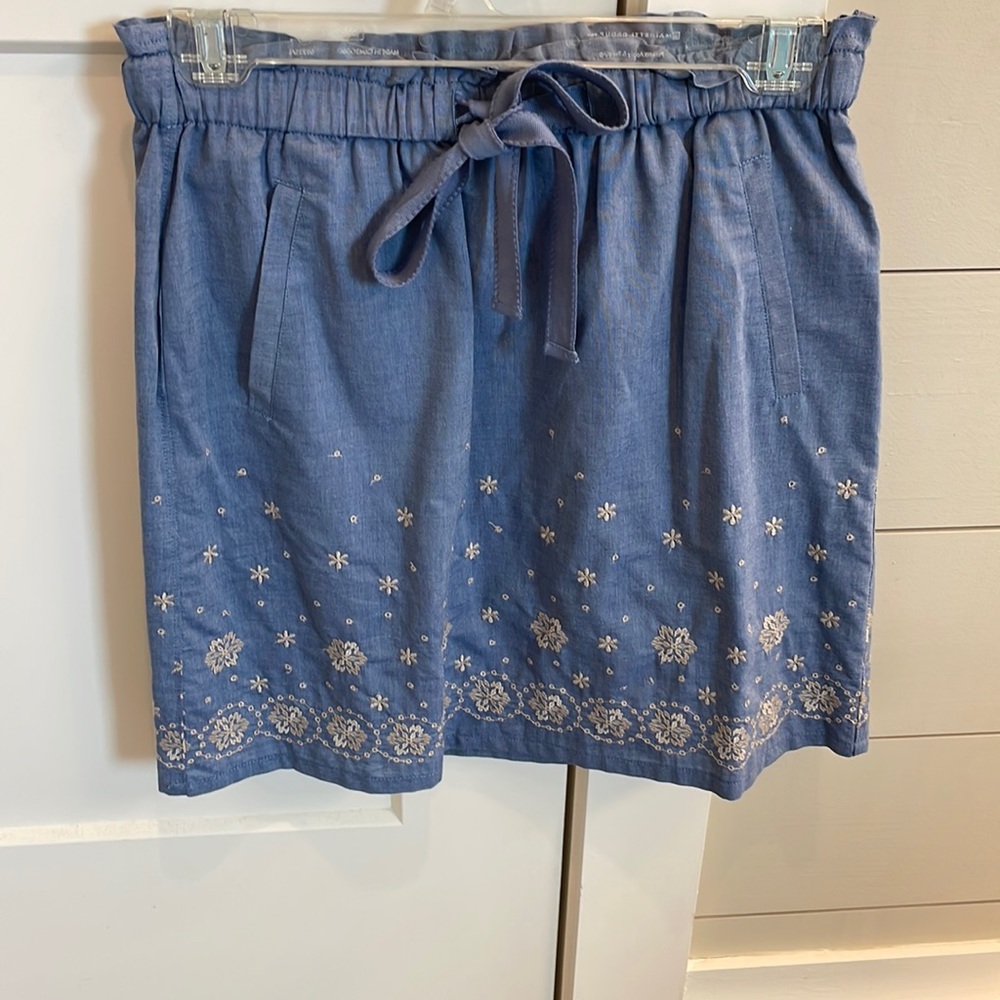 Loft chambray skirt